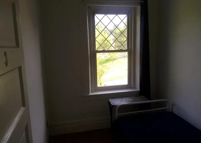 Bedroom For One Person, Close To Downtown And Stadiums Homestay Pittsburgh