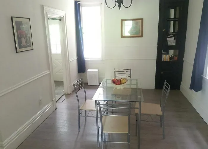 Bedroom For One Person, Close To Downtown And Stadiums *